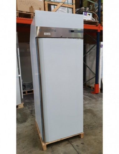 Coldline - Armoire Réfrigérée Négative Master Gn2/1 - 1 Porte Pleine - 700 L - Jamais utilisé